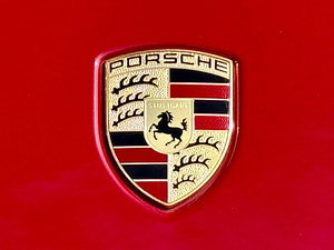 Porsche Macan thumbnail