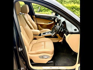 Porsche Macan thumbnail