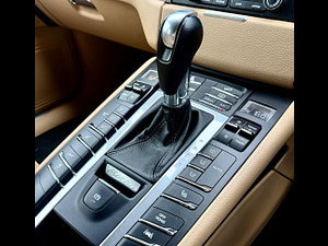 Porsche Macan thumbnail
