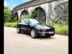 Porsche Macan thumbnail