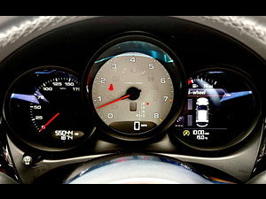 Porsche Macan thumbnail