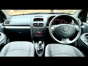 Renault Clio thumbnail