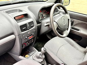 Renault Clio thumbnail