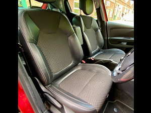 Renault Clio thumbnail