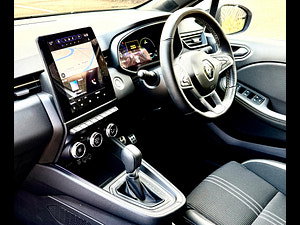 Renault Clio thumbnail