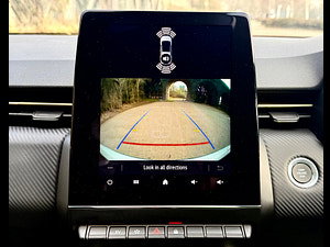 Renault Clio thumbnail