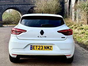 Renault Clio thumbnail