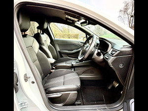 Renault Clio thumbnail