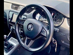 Skoda Octavia thumbnail