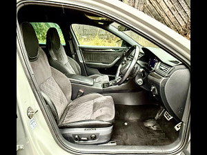 Skoda Superb thumbnail