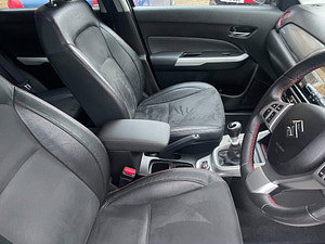 Suzuki Vitara thumbnail