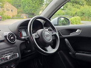 Audi A1 thumbnail