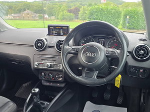 Audi A1 thumbnail