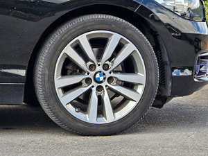 BMW 1 Series thumbnail