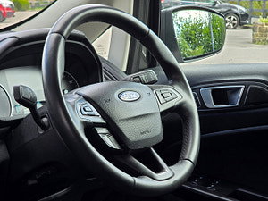Ford EcoSport thumbnail