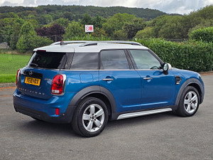 MINI Countryman thumbnail