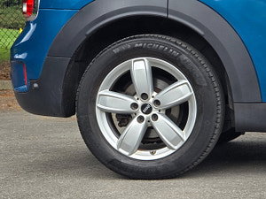 MINI Countryman thumbnail