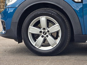 MINI Countryman thumbnail