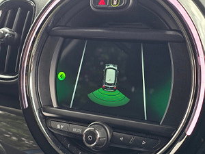 MINI Countryman thumbnail