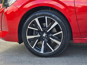 Peugeot 208 thumbnail