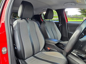 Peugeot 208 thumbnail