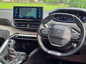Peugeot 3008 thumbnail