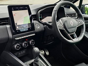 Renault Clio thumbnail