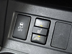 Toyota RAV4 thumbnail