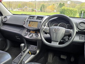 Toyota RAV4 thumbnail