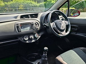 Toyota Yaris thumbnail
