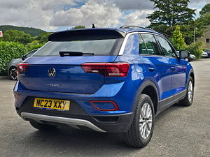 Volkswagen T-Roc thumbnail