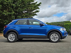 Volkswagen T-Roc thumbnail