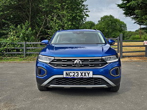 Volkswagen T-Roc thumbnail