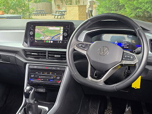 Volkswagen T-Roc thumbnail