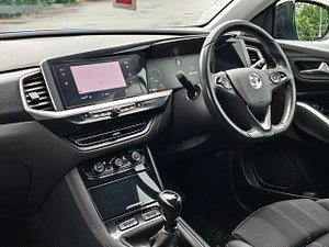 Vauxhall Grandland thumbnail