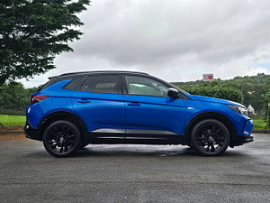 Vauxhall Grandland thumbnail