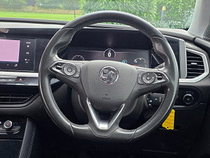 Vauxhall Grandland thumbnail