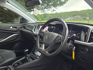 Vauxhall Grandland thumbnail