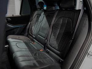 BMW X5 thumbnail
