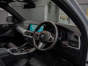 BMW X5 thumbnail