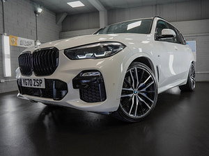 BMW X5 thumbnail