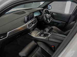 BMW X5 thumbnail