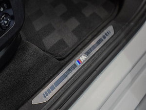 BMW X5 thumbnail