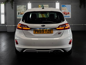 Ford Fiesta thumbnail
