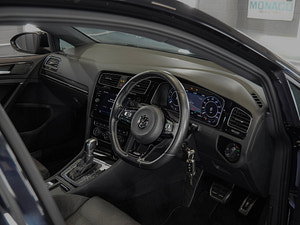 Volkswagen Golf thumbnail