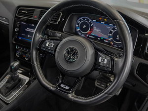 Volkswagen Golf thumbnail