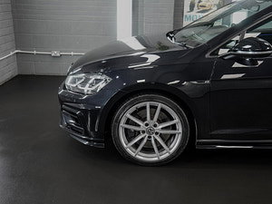 Volkswagen Golf thumbnail