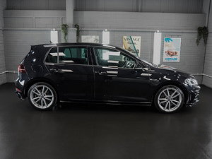 Volkswagen Golf thumbnail