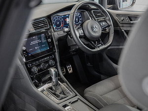 Volkswagen Golf thumbnail