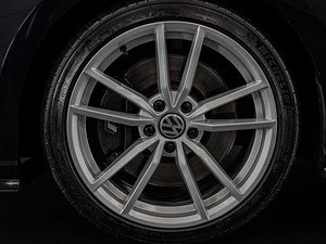 Volkswagen Golf thumbnail